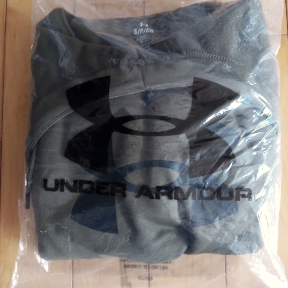 Under Armour Green Hoodie - new in packaging